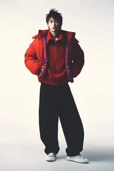 Look 15